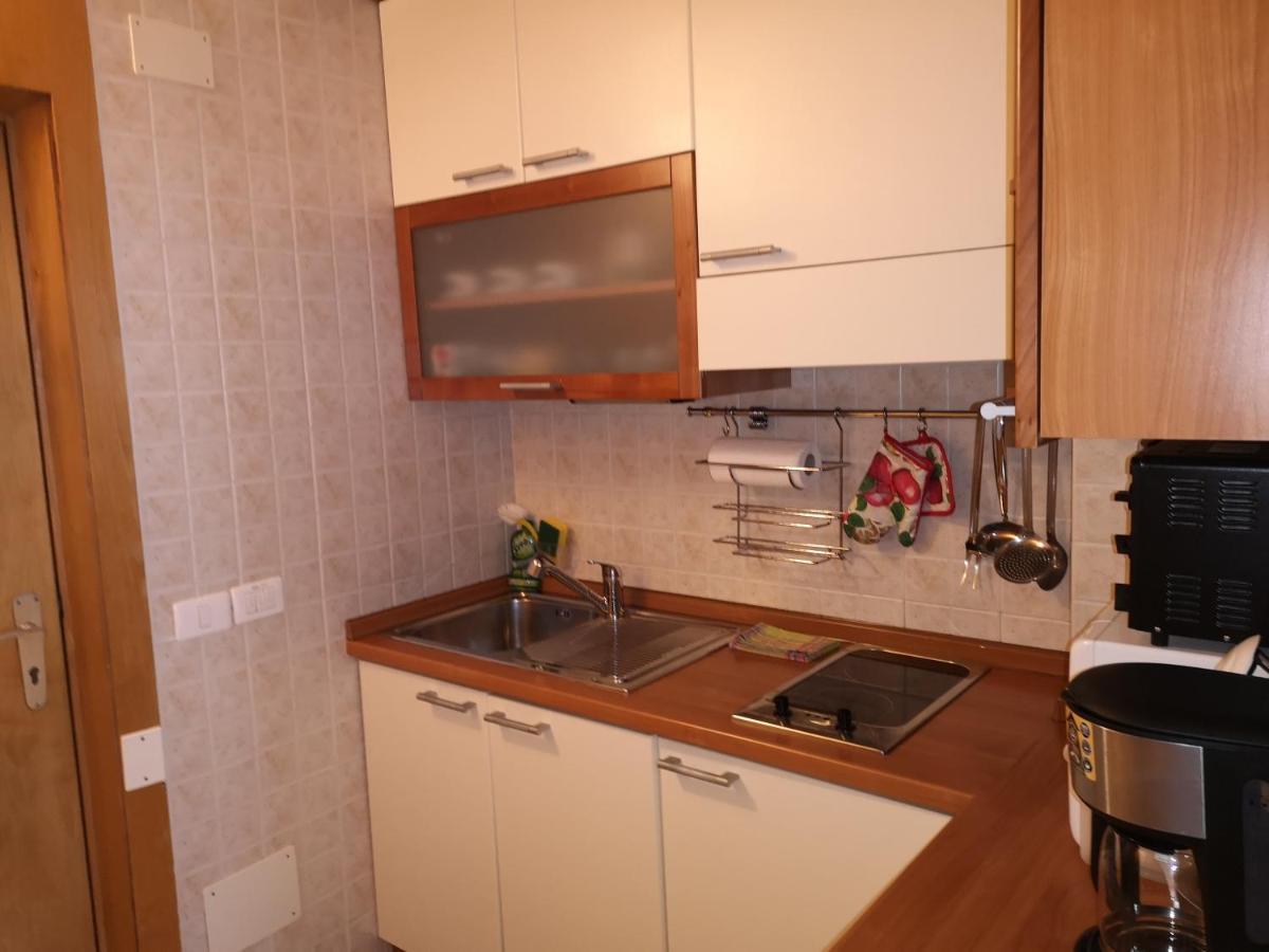 Garda Apartments In Euroresidence Екстериор снимка