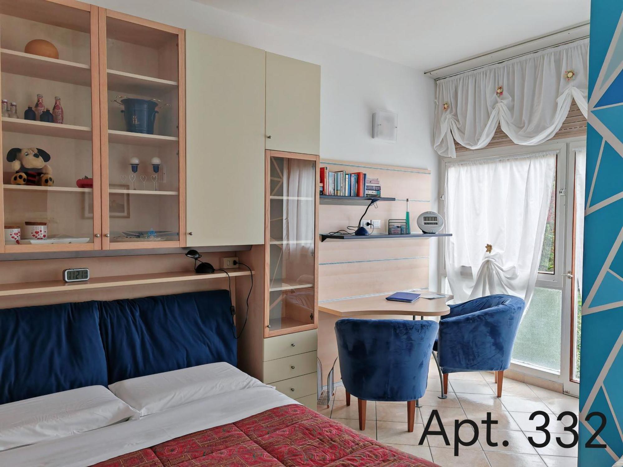 Garda Apartments In Euroresidence Екстериор снимка